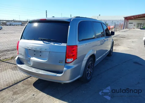 2018 Dodge Grand Caravan Gt from USA, damaged, VIN 2C4RDGEG8JR326548